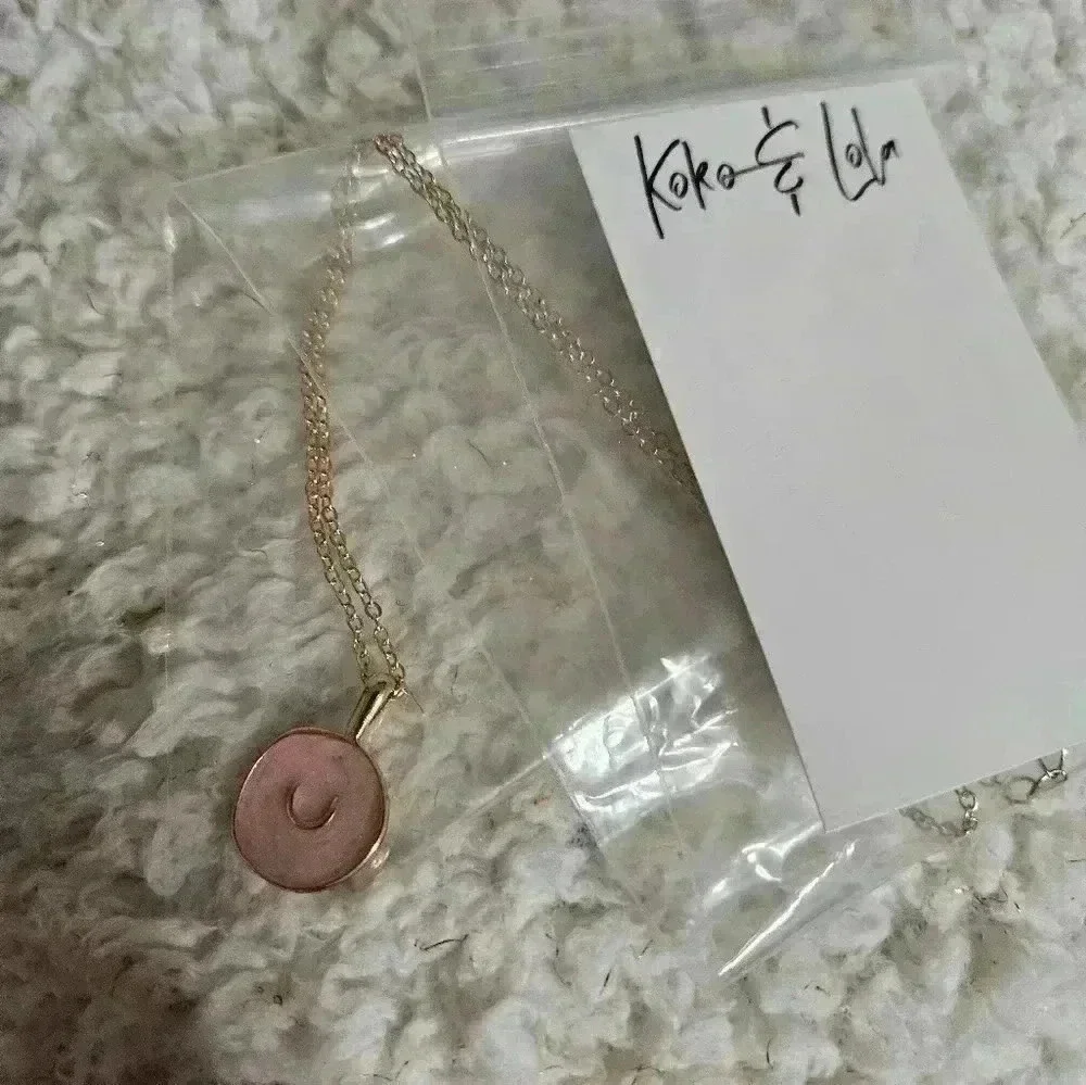 NWT- Koko&Lola boutique necklace!